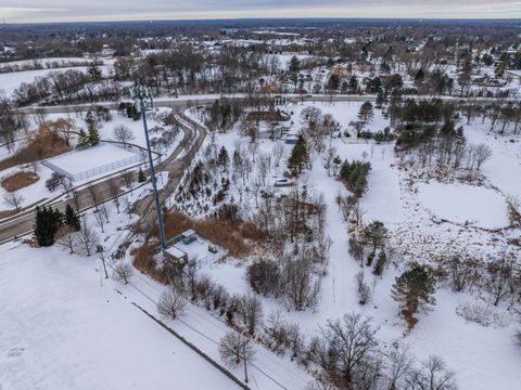 Tiny photo for 25575 N Fairfield Road, Hawthorn Woods, IL 60047 (MLS # 12564746)