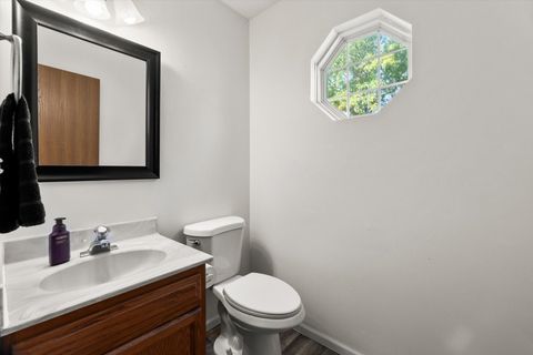 Tiny photo for 618 Grace Drive, Lake In The Hills, IL 60156 (MLS # 12482001)