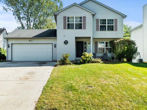 Photo of 618 Grace Drive, Lake In The Hills, IL 60156 (MLS # 12482001) Photo of 618 Grace Drive, Lake In The Hills, IL 60156 (MLS # 12482001)
