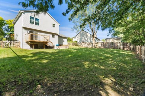 Tiny photo for 618 Grace Drive, Lake In The Hills, IL 60156 (MLS # 12482001)