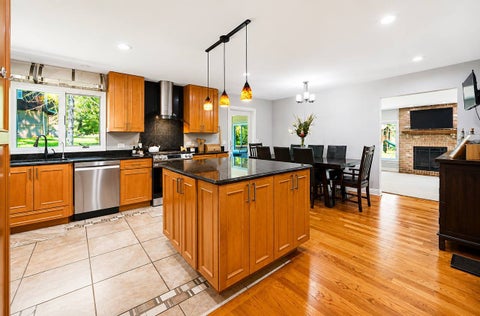 Tiny photo for 26792 W LAKEVIEW Drive S, Lake Barrington, IL 60084 (MLS # 12762794)
