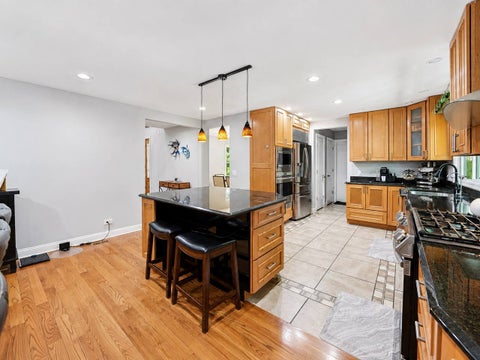 Tiny photo for 26792 W LAKEVIEW Drive S, Lake Barrington, IL 60084 (MLS # 12762794)