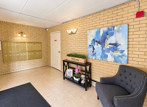 Tiny photo for 4009 W 93rd Place #4E, Oak Lawn, IL 60453 (MLS # 12760764)