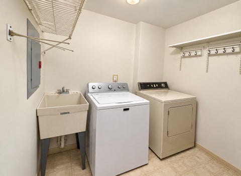 Tiny photo for 4009 W 93rd Place #4E, Oak Lawn, IL 60453 (MLS # 12760764)