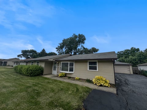 Tiny photo for 2413 Meridian Drive, Joliet, IL 60431 (MLS # 12686555)