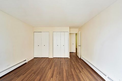 Tiny photo for 1567 Ridge Road #406, Evanston, IL 60201 (MLS # 12604488)