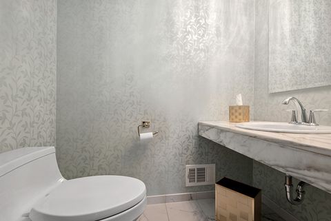 Tiny photo for 5340 W 102nd Street, Oak Lawn, IL 60453 (MLS # 12502543)