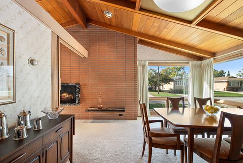 Tiny photo for 5340 W 102nd Street, Oak Lawn, IL 60453 (MLS # 12502543)