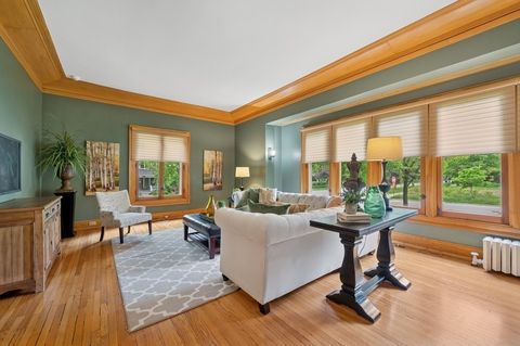 Tiny photo for 1335 Asbury Avenue, Evanston, IL 60201 (MLS # 12446158)