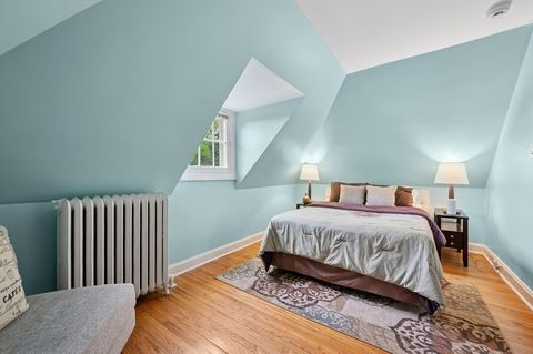 Tiny photo for 1335 Asbury Avenue, Evanston, IL 60201 (MLS # 12446158)