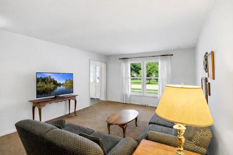 Tiny photo for 815 Knightsbridge Lane, Schaumburg, IL 60195 (MLS # 12619022)