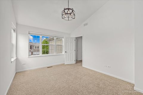 Tiny photo for 1131 Falcon Ridge Drive, Elgin, IL 60124 (MLS # 12652048)