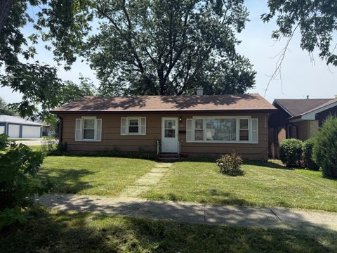 Photo of 7301 W 113th Street, Worth, IL 60482 (MLS # 12715748)