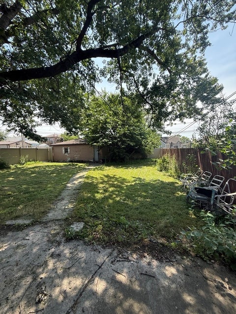 Tiny photo for 7301 W 113th Street, Worth, IL 60482 (MLS # 12715748)