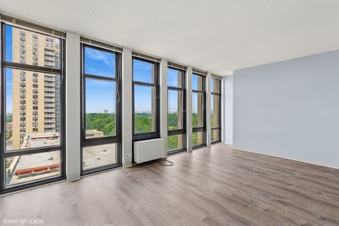 Tiny photo for 6700 S South Shore Drive #10G, Chicago, IL 60649 (MLS # 12548232)