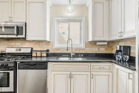 Tiny photo for 6723 31st Street, Berwyn, IL 60402 (MLS # 12619891)