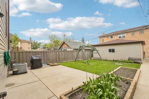 Tiny photo for 6723 31st Street, Berwyn, IL 60402 (MLS # 12619891)