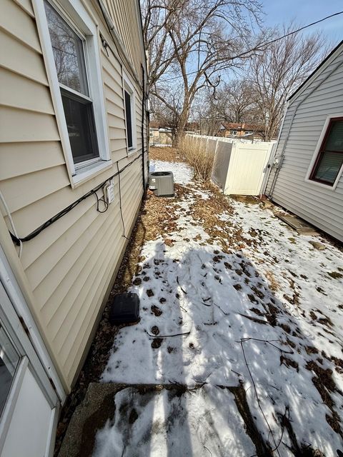 Tiny photo for 2904 Woodworth Place, Hazel Crest, IL 60429 (MLS # 12565421)