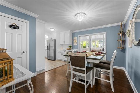 Tiny photo for 1302 Cary Road, Algonquin, IL 60102 (MLS # 12635043)