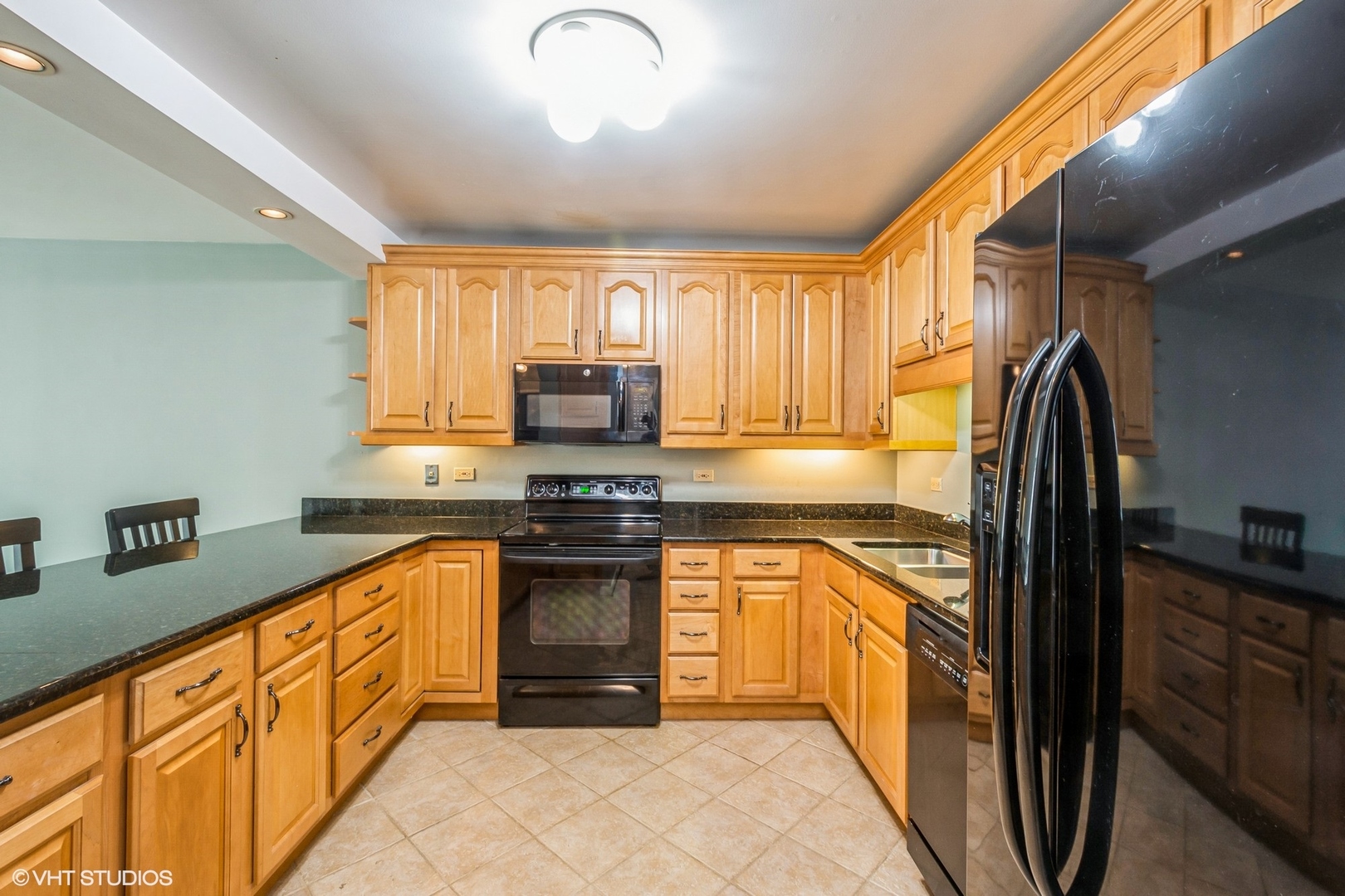 211 E Ohio Street 1009