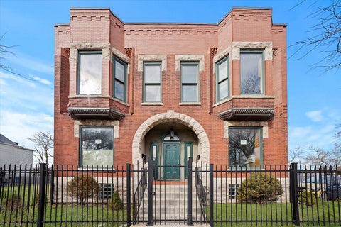 Property photo of 716-718 W 51st Street, Chicago, IL 60609
