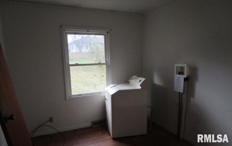 Tiny photo for 600 N 12TH Street, Clinton, IA 52732 (MLS # QC4269252)