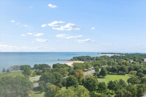 Tiny photo for 5455 N Sheridan Road #1812, Chicago, IL 60640 (MLS # 12746958)