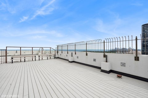 Tiny photo for 5455 N Sheridan Road #1812, Chicago, IL 60640 (MLS # 12746958)