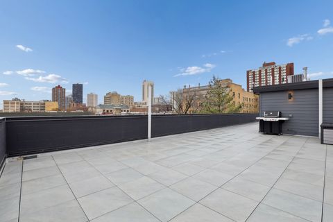 Tiny photo for 4932 N Kenmore Avenue #3N, Chicago, IL 60640 (MLS # 12525095)