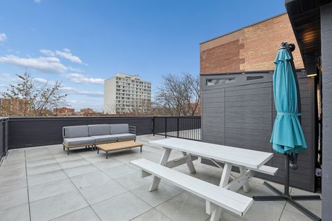 Tiny photo for 4932 N Kenmore Avenue #3N, Chicago, IL 60640 (MLS # 12525095)