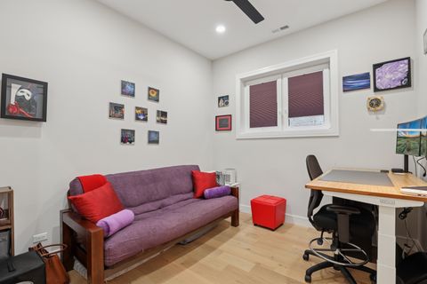 Tiny photo for 4932 N Kenmore Avenue #3N, Chicago, IL 60640 (MLS # 12525095)