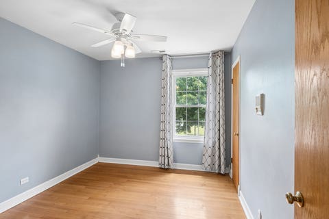 Tiny photo for 208 Parkview Road, Riverside, IL 60546 (MLS # 12677168)