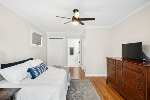 Tiny photo for 208 Parkview Road, Riverside, IL 60546 (MLS # 12677168)