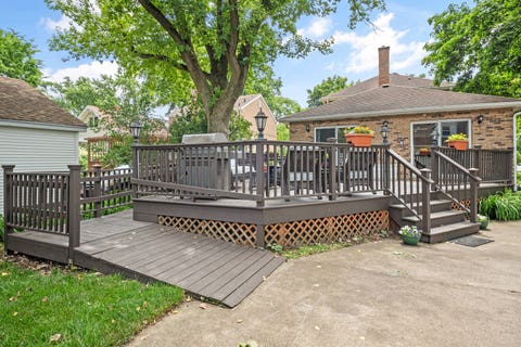 Tiny photo for 208 Parkview Road, Riverside, IL 60546 (MLS # 12677168)
