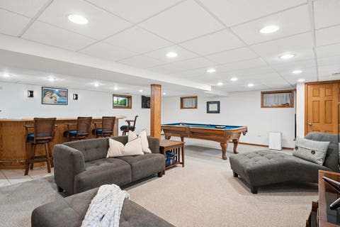 Tiny photo for 208 Parkview Road, Riverside, IL 60546 (MLS # 12677168)