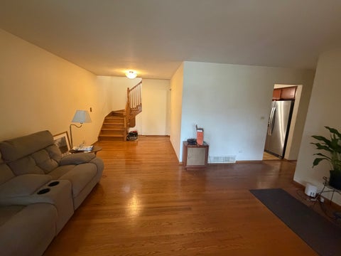 Tiny photo for 285 E Montrose Avenue, Wood Dale, IL 60191 (MLS # 12733850)