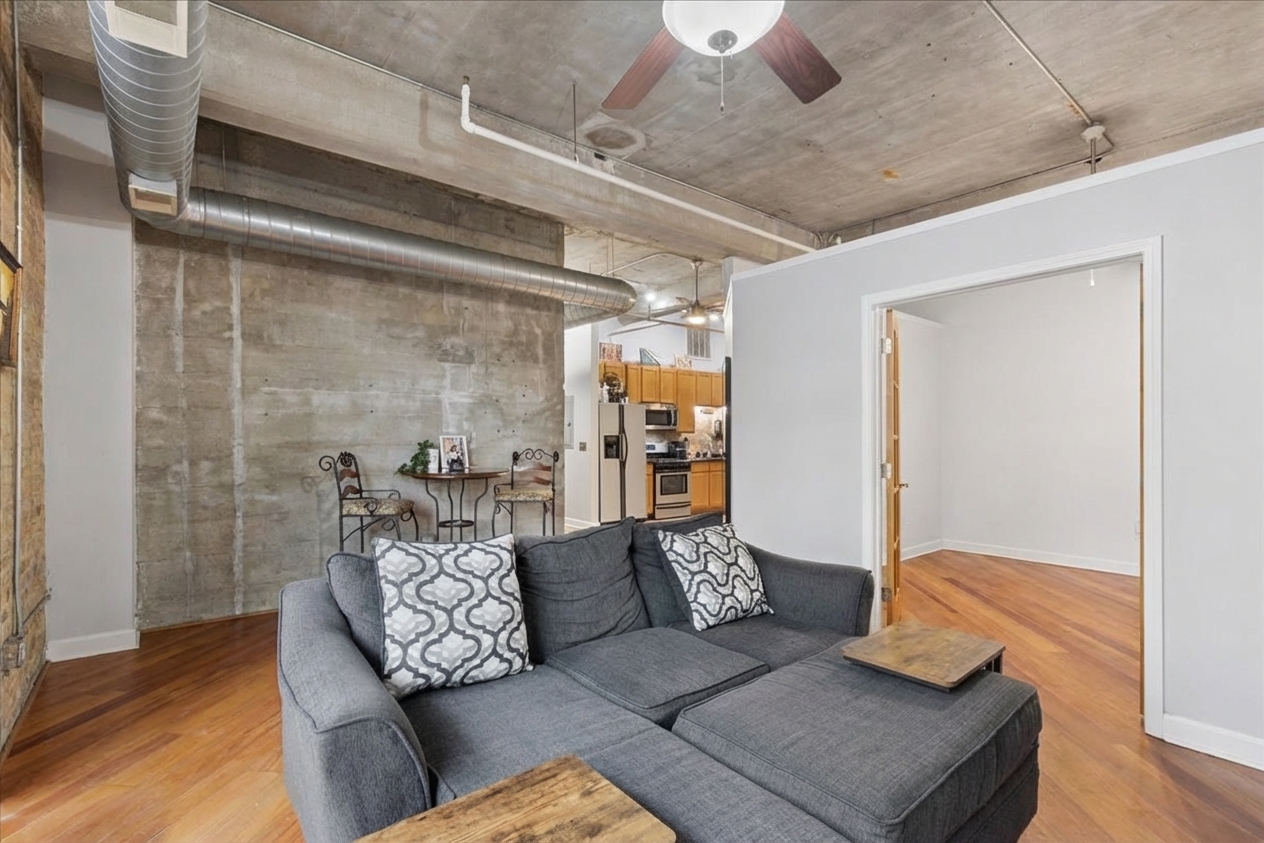 1528 S Wabash Avenue 403