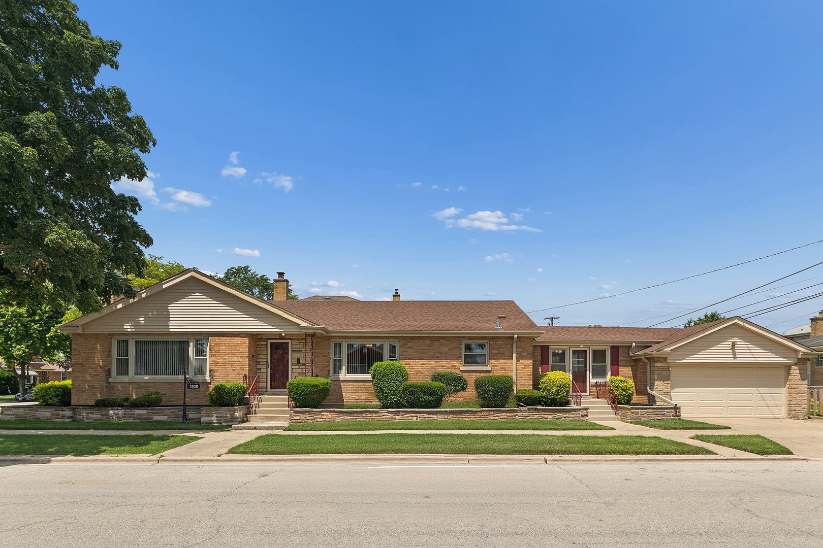 2928 W 92nd Street