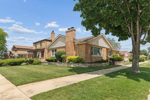 Tiny photo for 2928 W 92nd Street, Evergreen Park, IL 60805 (MLS # 12781339)