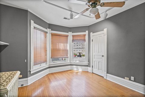 Tiny photo for 528 Greenwood Street, Evanston, IL 60201 (MLS # 12626189)