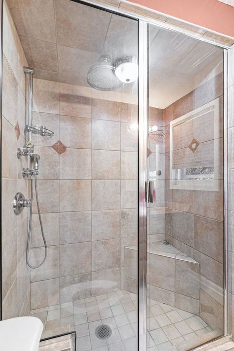 Tiny photo for 528 Greenwood Street, Evanston, IL 60201 (MLS # 12626189)