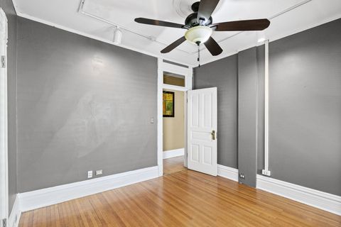 Tiny photo for 528 Greenwood Street, Evanston, IL 60201 (MLS # 12626189)