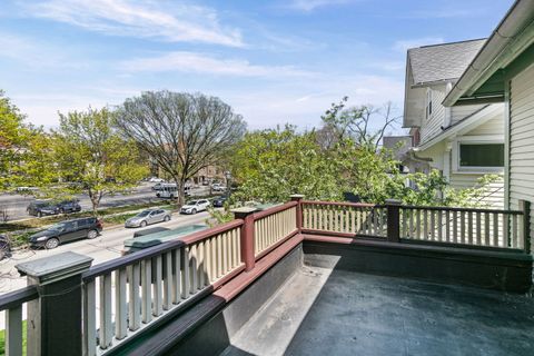 Tiny photo for 528 Greenwood Street, Evanston, IL 60201 (MLS # 12626189)
