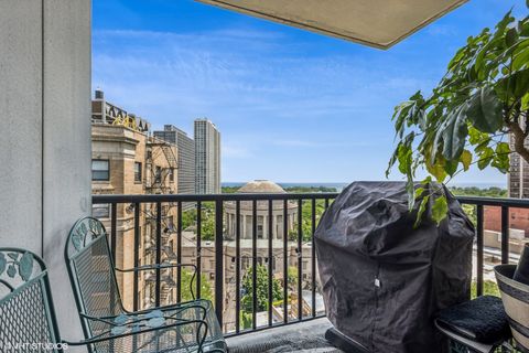 Tiny photo for 2740 N Pine Grove Avenue #13C, Chicago, IL 60614 (MLS # 12460881)