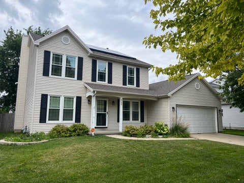 Photo of 3132 Eagle Creek Drive, Bloomington, IL 61704 (MLS # 12660484)