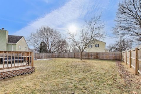 Tiny photo for 270 Pebblestone Road, Naperville, IL 60565 (MLS # 12576993)