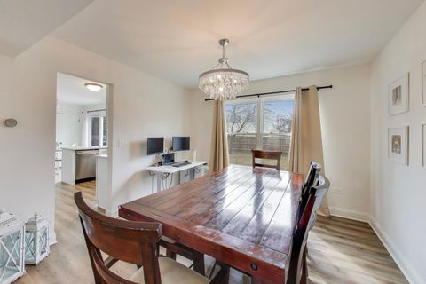 Tiny photo for 270 Pebblestone Road, Naperville, IL 60565 (MLS # 12576993)