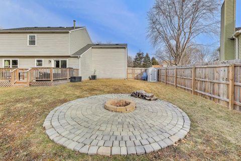 Tiny photo for 270 Pebblestone Road, Naperville, IL 60565 (MLS # 12576993)