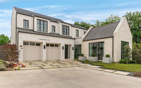 Photo of 9102 Bluff Hollow Court, Dallas, TX 75220 (MLS # 12665643)