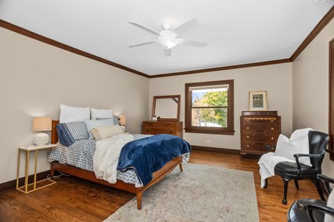 Tiny photo for 2528 Sheridan Road, Evanston, IL 60201 (MLS # 12518289)